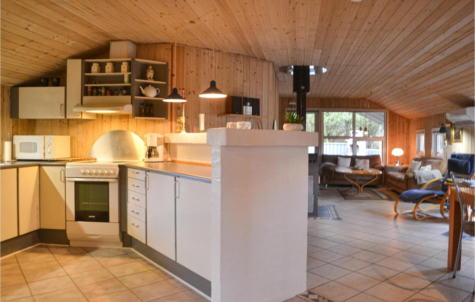 Stunning Home In Oksbol With Kitchen Bagian luar foto
