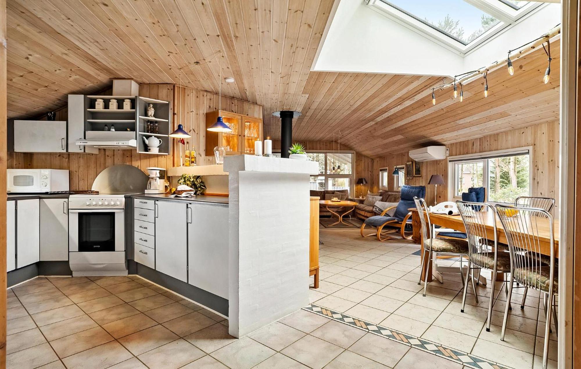 Stunning Home In Oksbol With Kitchen Bagian luar foto